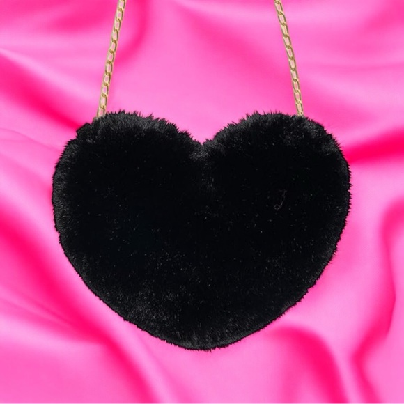 BOUTIQUE Handbags - Faux Fur Heart Crossbody Bag